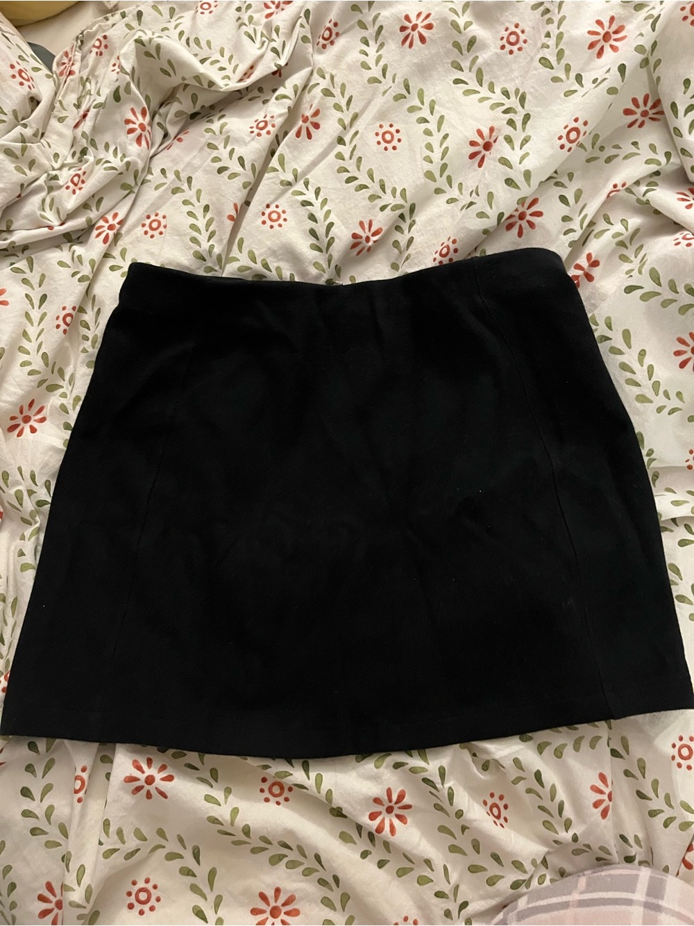 kotn cozy mini skirt